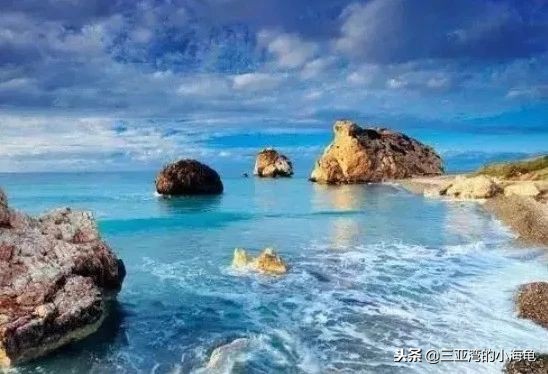 我叫塞浦路斯,这是我的名片,请您收好!