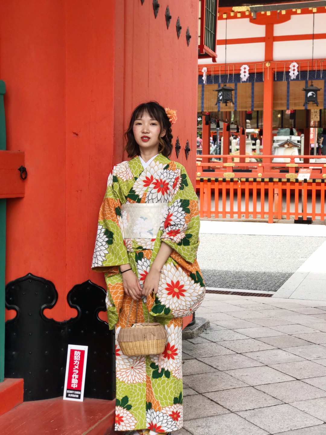 留着所有的力气变美好，二十几岁，没有十年，请竭尽全力