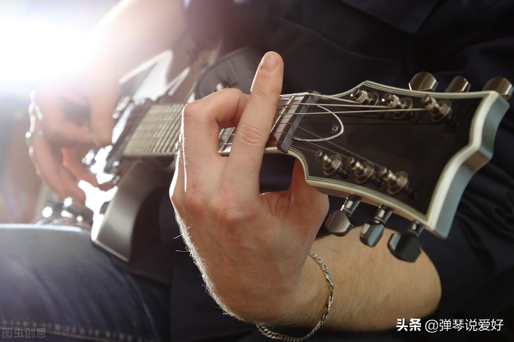 吉他基础练好了第一首歌练什么好,吉他基本功练成什么样才可以学歌