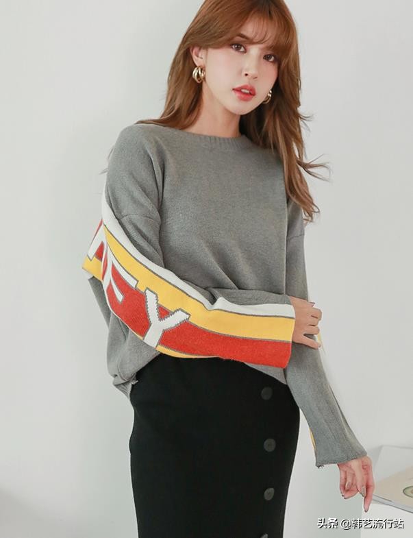 新款韩系秋冬针织毛衣,韩系软糯感浅蓝色针织毛衣