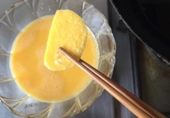 油炸馍片裹蛋液好还是蘸水好,炸馍片做出来太油怎么办