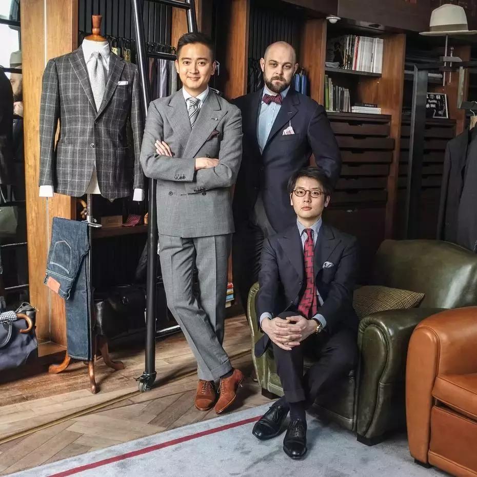 适合肥胖人穿的西服,既然身高改变不了那就改变身材