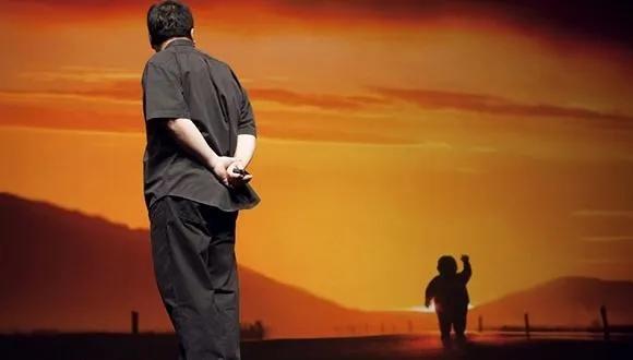 一个坑位卖60万的人，是如何能屈能伸的?