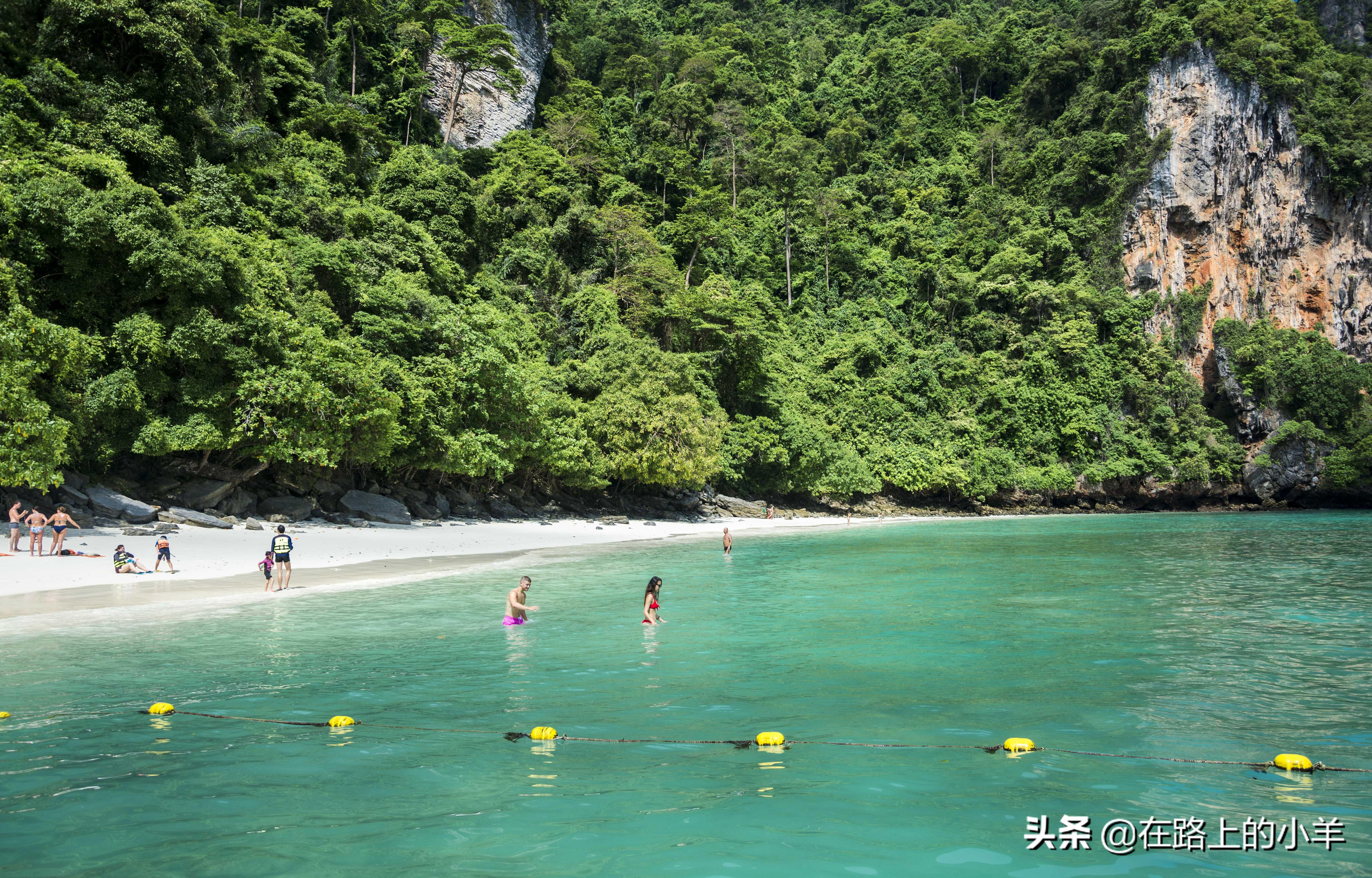 最喜欢中国游客的国家，每年靠旅行团赚上千亿，当地人都在学汉语