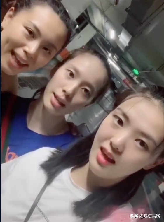 朱婷现场原声,朱婷迎接姚迪