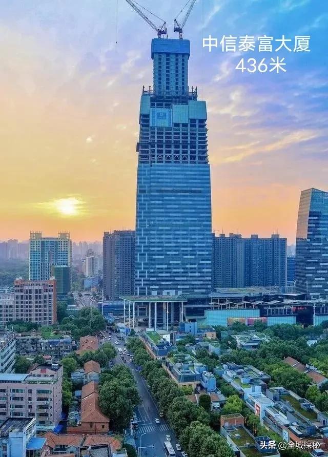武汉地标摩天大楼总高度有几米,武汉111层475米摩天大楼何时完工