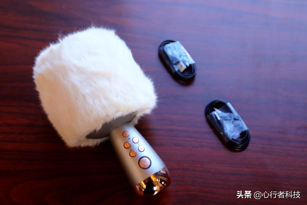 唱吧k歌宝q5小巨蛋g2有啥区别,唱吧小巨蛋g2跟全民k歌哪个好用