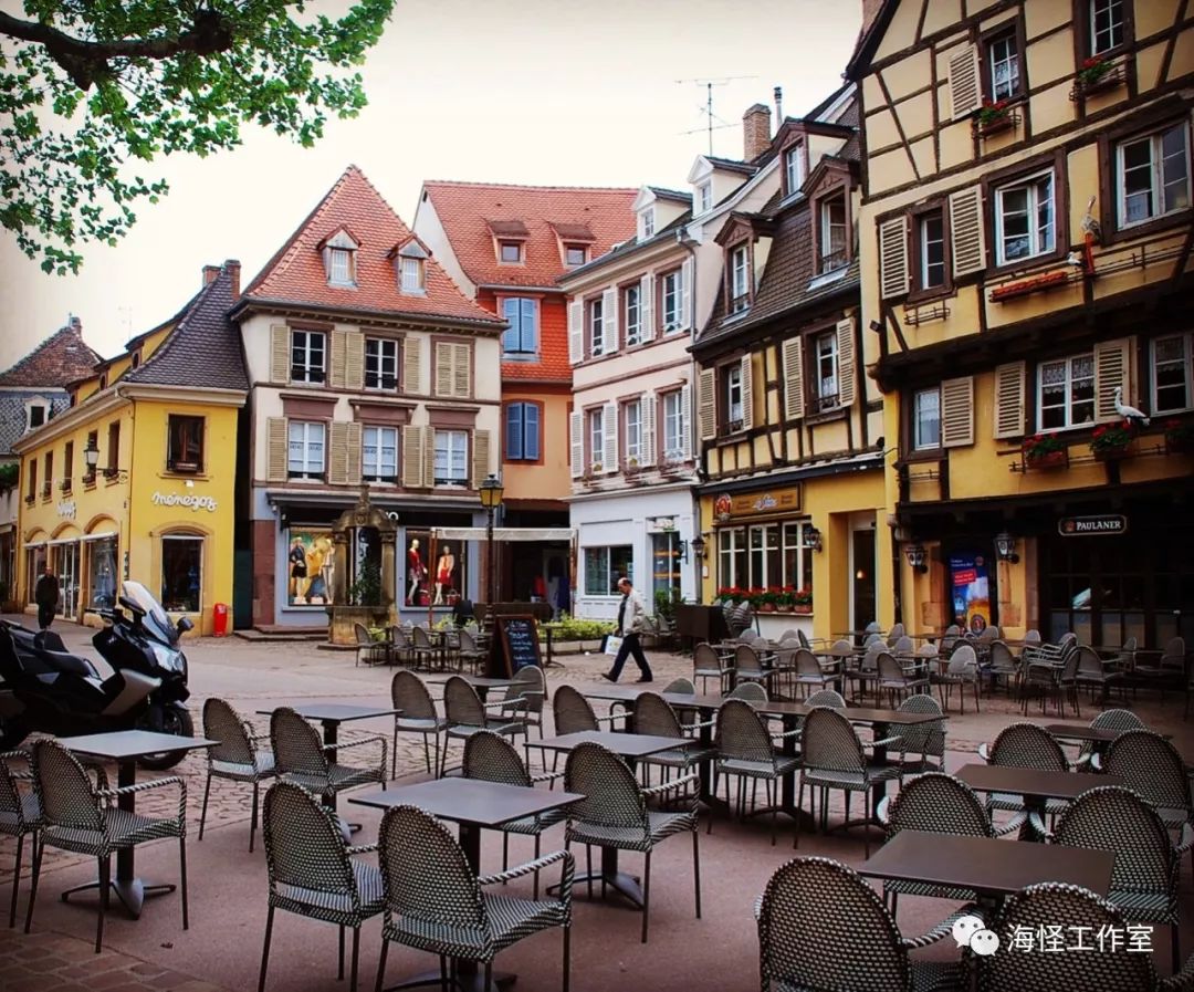 在法国留学的中国学生,在中国生活8年的法国小哥回国后