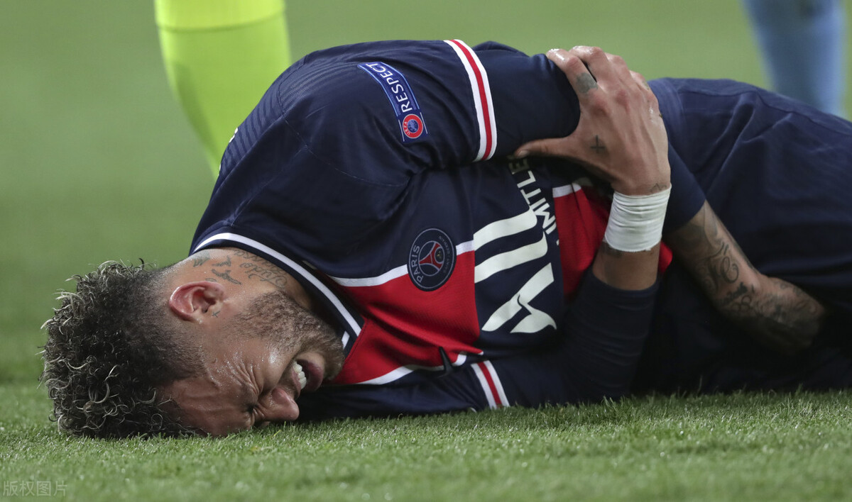 欧冠2-1,7分钟2球大逆转!英超10亿豪门献出绝技:大巴黎崩盘