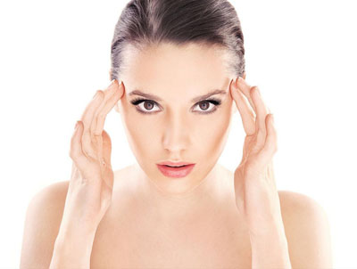 不怕熬夜用最好的眼霜,眼霜用的好真的不显老