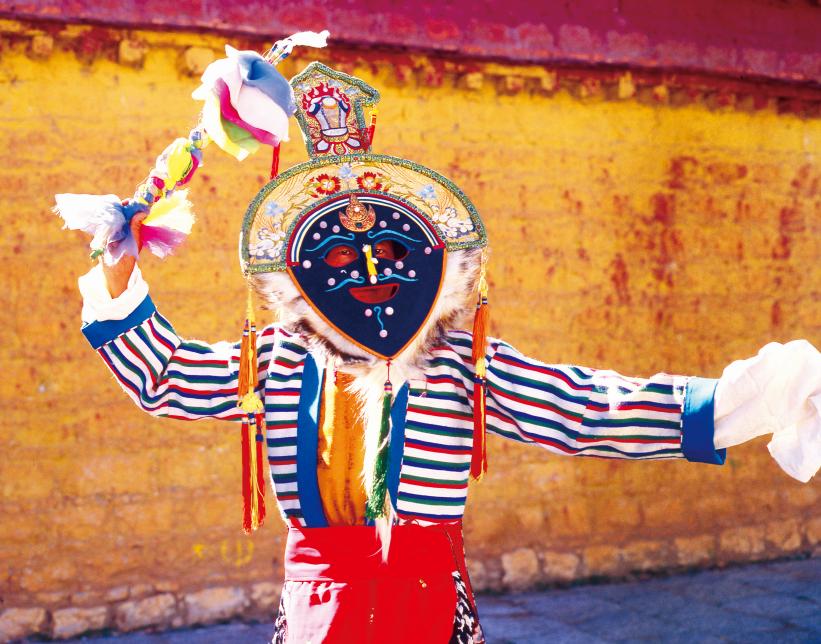 藏戏是藏族的传统文化,藏戏被称为藏文化的神