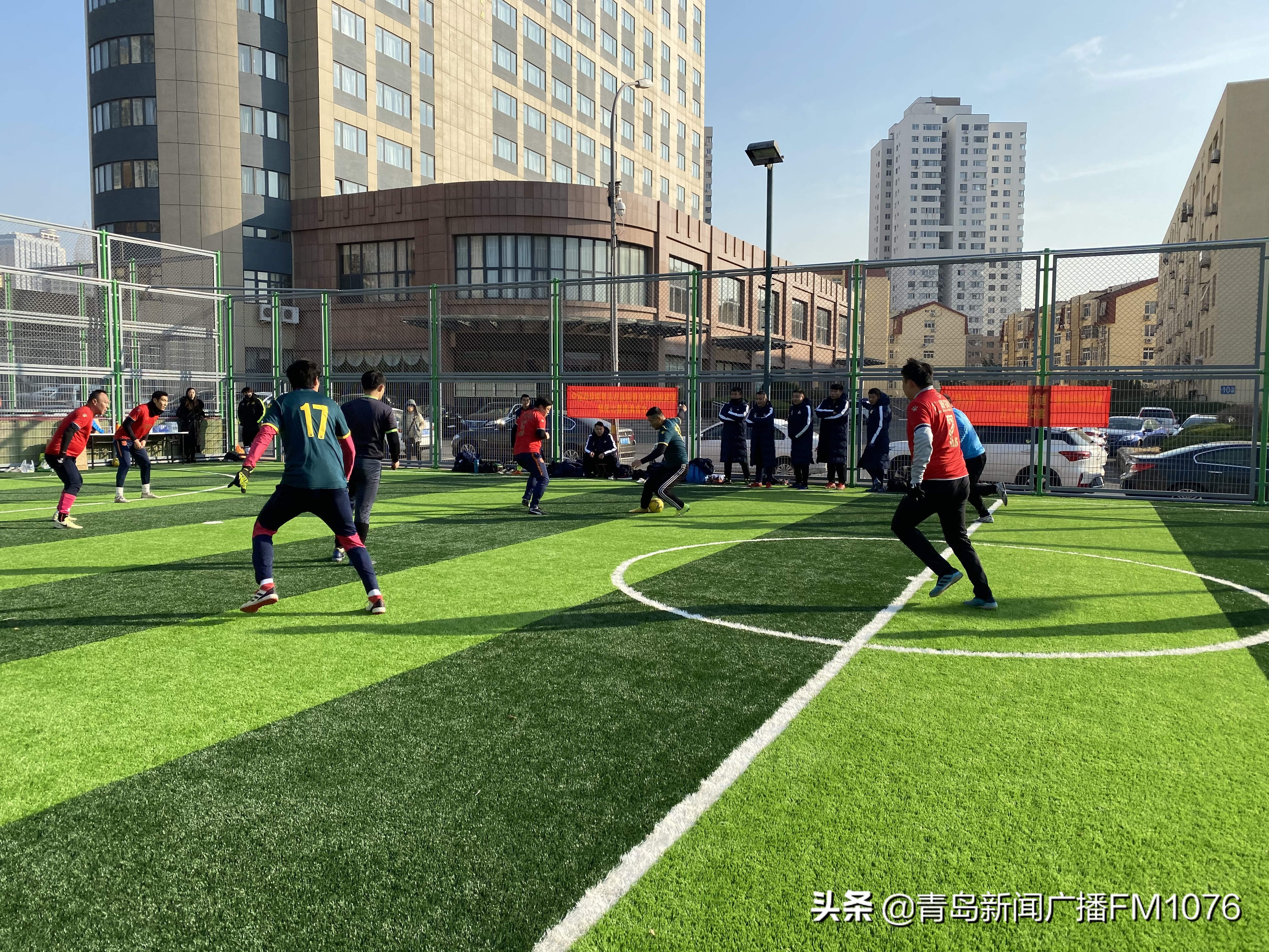 以球会友共建和谐社区,以球会友以赛联谊