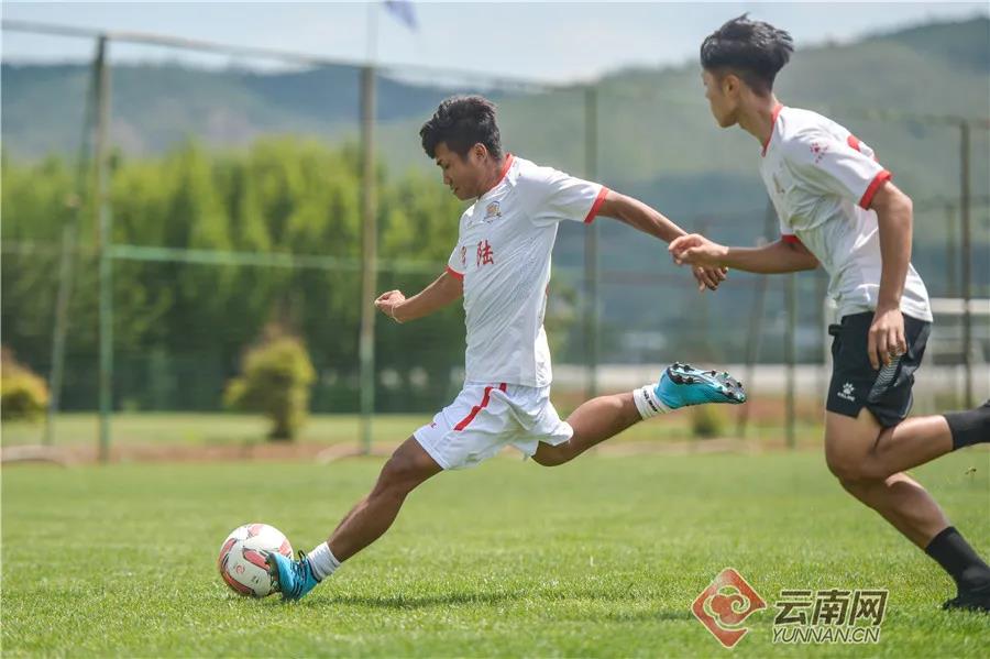 武磊祝福女足,武磊祝福姚震