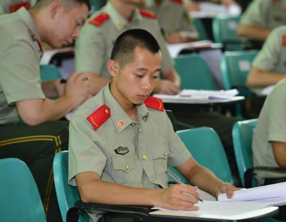 士官到部队的待遇怎么样,士官转业到公安局工资待遇怎么样