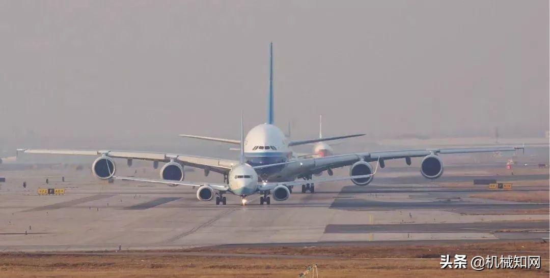 世界最大客机空客a380,空中巨无霸客机空客a380