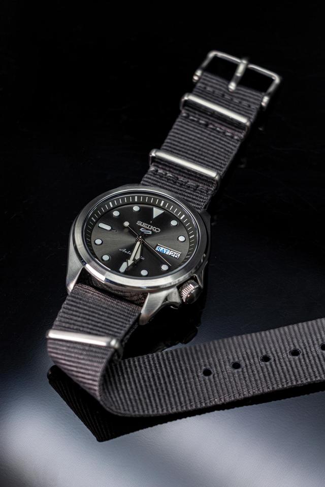 机械表入门级热门手表,精工入门机械表推荐