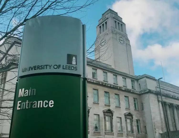 英国利兹大学值得读吗,留学英国利兹大学秋季
