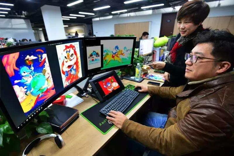 走进军运｜500多幅作品构成一个“全能兵兵”，你被圈粉了吗？