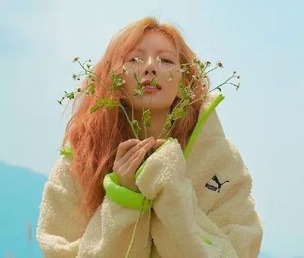 杨幂魏大勋真的是情侣吗,杨幂魏大勋情侣装现身同一小区