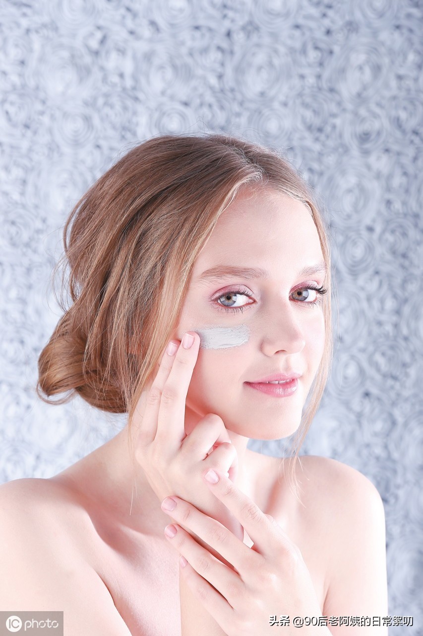 混干敏感肌适合用什么洁面 (油敏肌适合用的洁面)