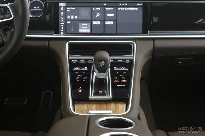 保时捷panamera混动深度测试 (全新保时捷panamera4s 2.9t试驾感受)