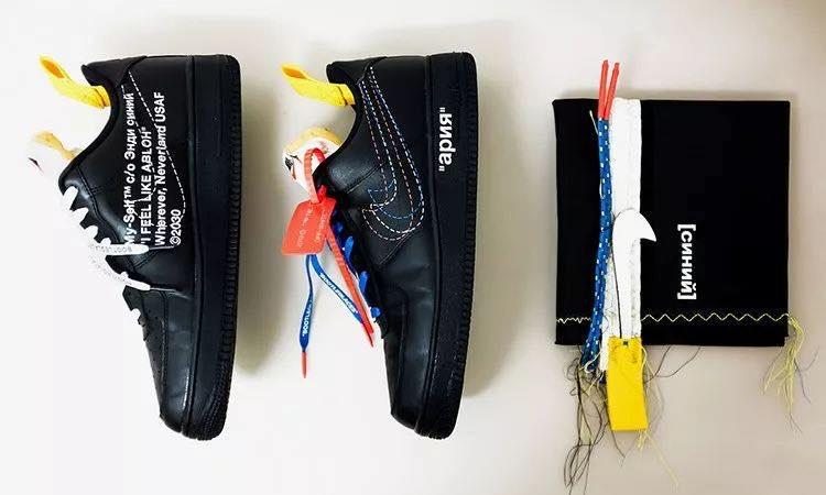 有许多配件的球鞋,拥有这些神器球鞋怎么会洗不干净