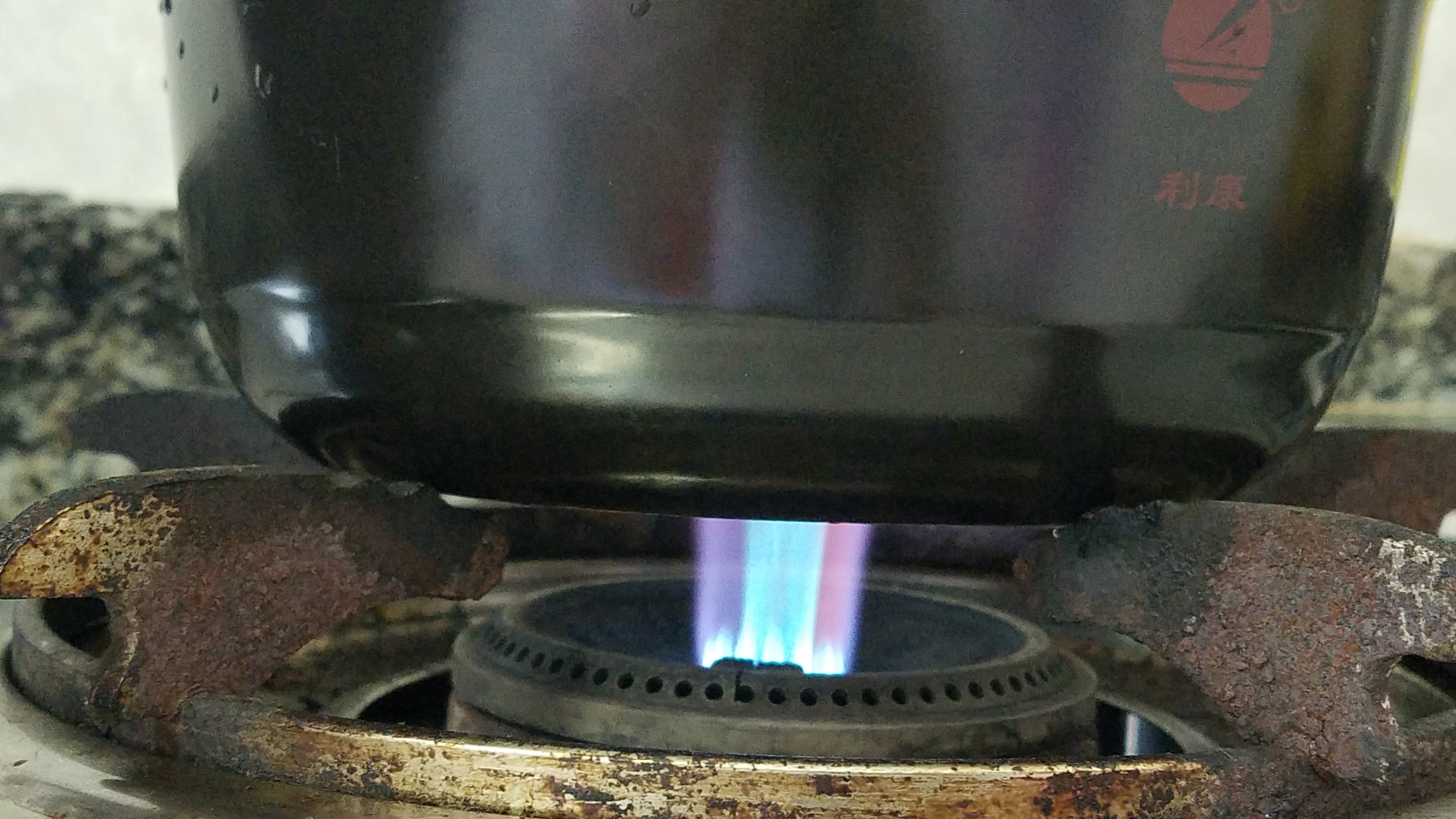 怎么炖鱼豆腐好吃又简单家常做法,江苏连云港豆腐炖鱼的家常做法