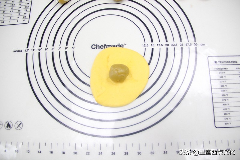 面包糕点零食推荐吃货必备,南瓜面包家庭面包最简单做法