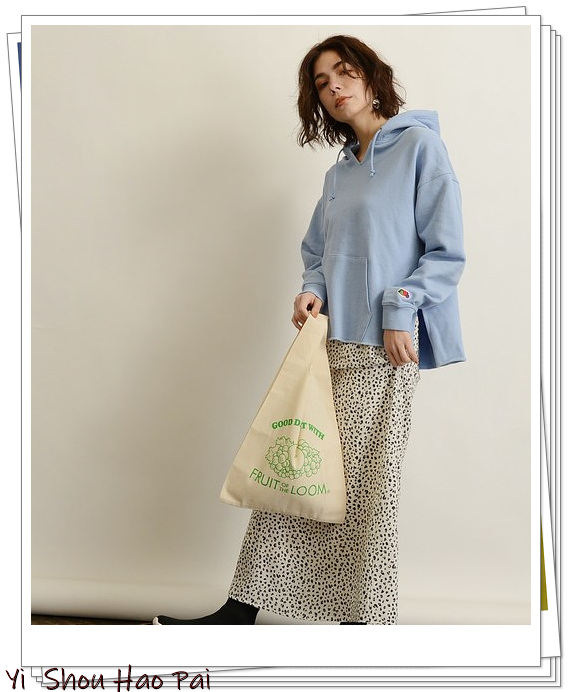 十种颜色卫衣搭什么裤子才好看,连帽卫衣穿搭配色技巧