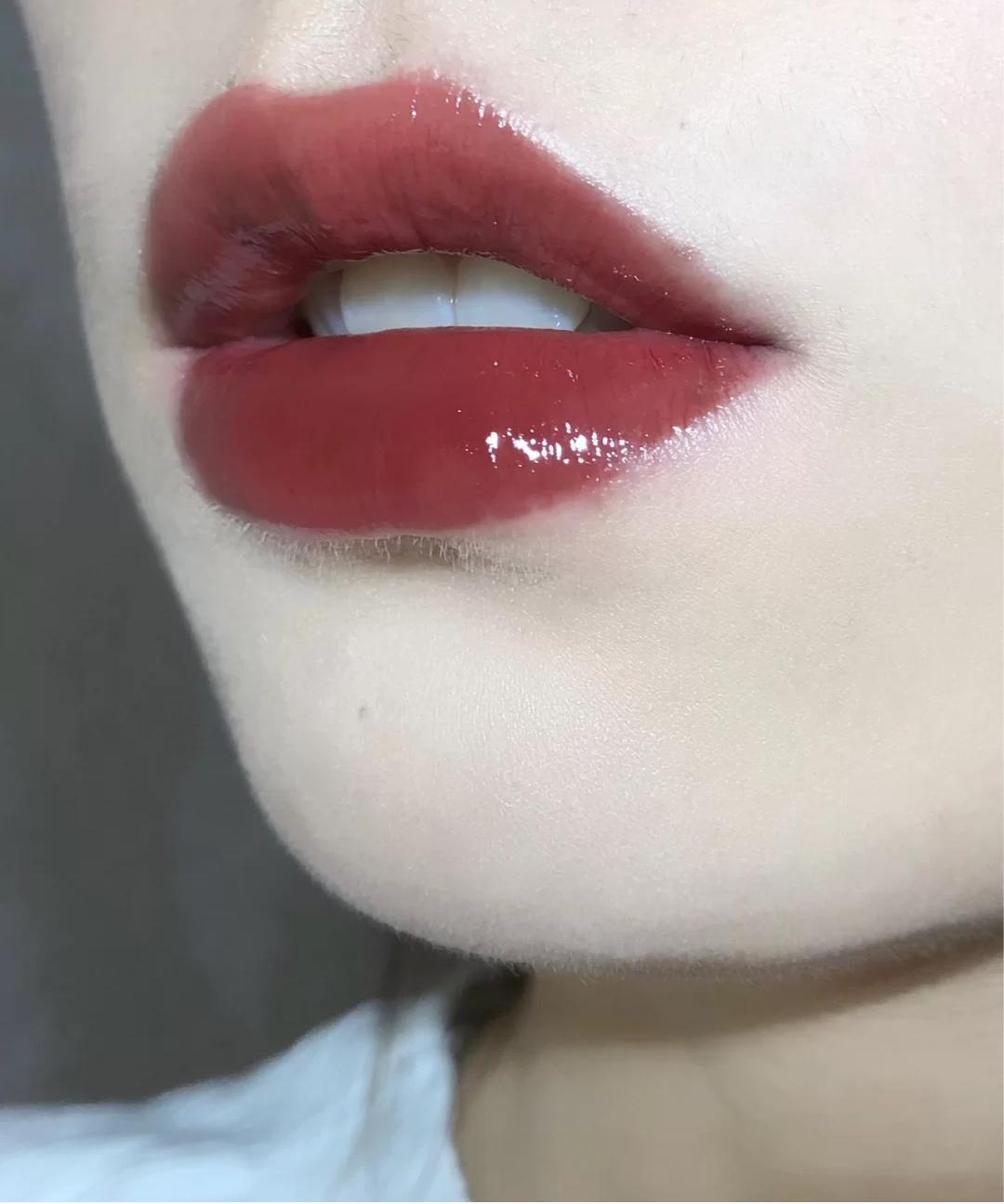 圣罗兰口红鞠婧祎,圣罗兰口红明星限定