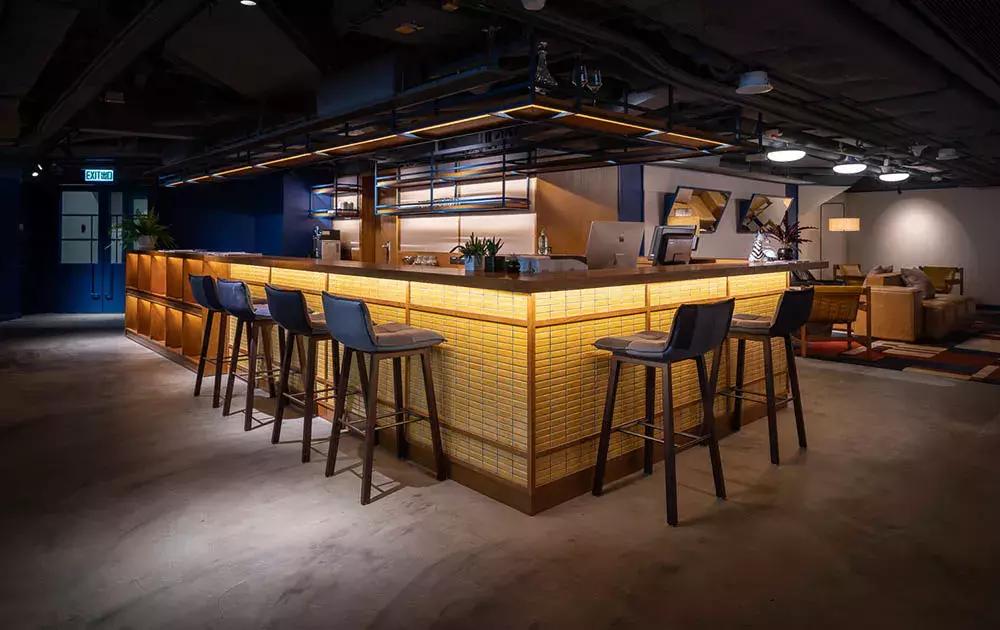 香港逸东酒店在哪个地铁口,香港逸东酒店夜景