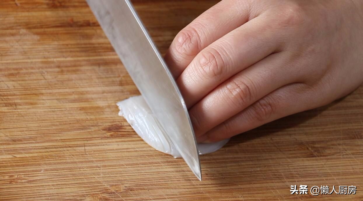 酱爆墨鱼仔做法酱料配方,酱爆墨鱼仔的最正宗做法