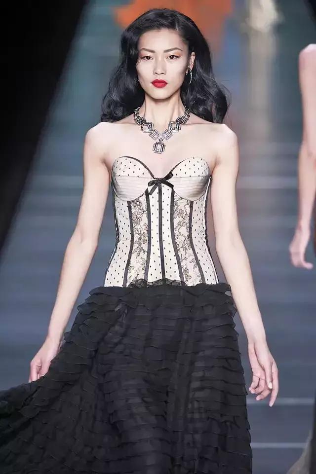 刘雯个人资料简介及男友,刘雯没谈过恋爱吗