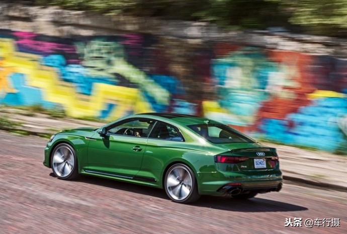 2018奥迪rs5coupe试驾,国内试驾2020款奥迪rs5sportback