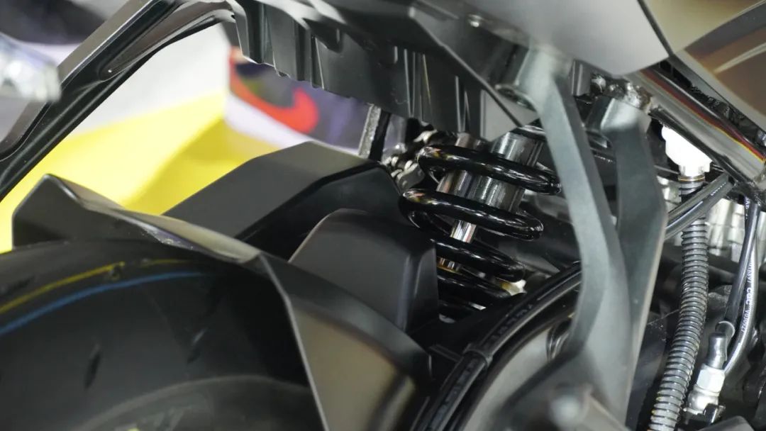 北京车展|赛250公布售价19999元/贝纳利黄巡5.98万,1200GT9.98万