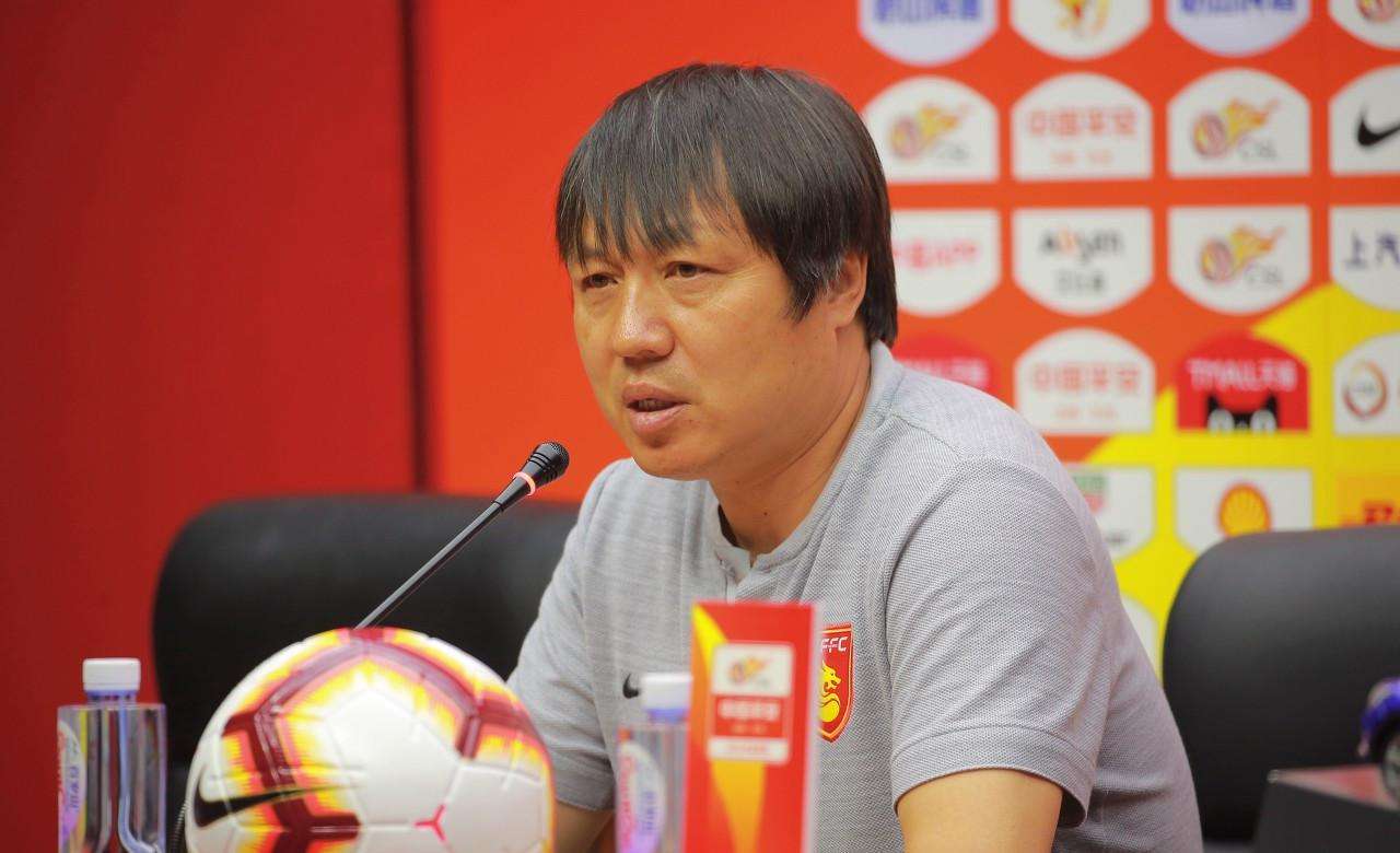 绿衫御林军继续扬帆起航！国安战华夏毫不畏惧，谢峰未战先怂