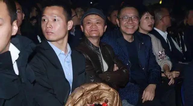 浜掕仈缃戝ぇ浣ū涔愬湀,浜掕仈缃戝ぇ浣皥鑷繁鍋跺儚