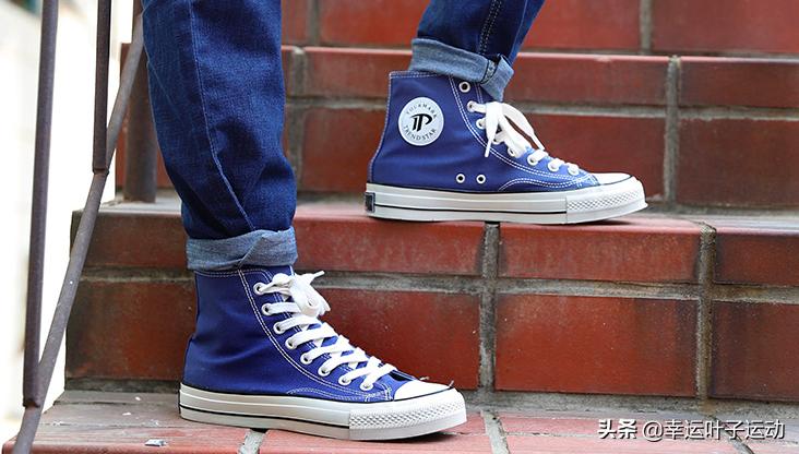 颜值性能好的nike跑步鞋,有哪些好看的nikeadidas