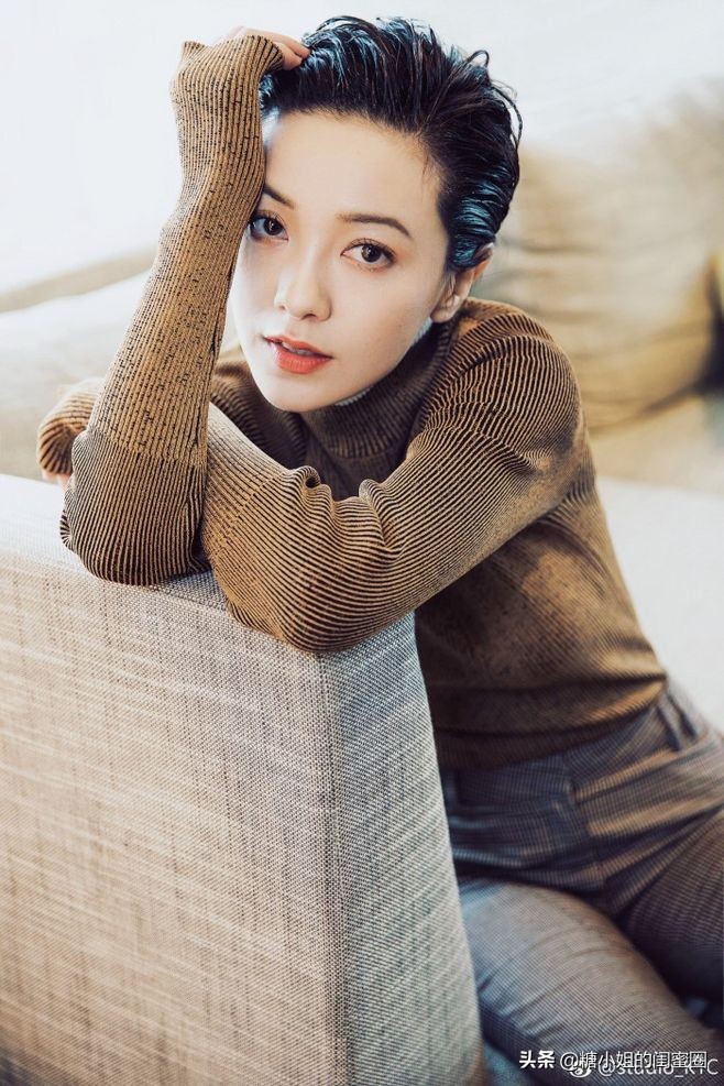 夏天太热前刘海怎么处理,夏天太热了刘海怎样弄好看