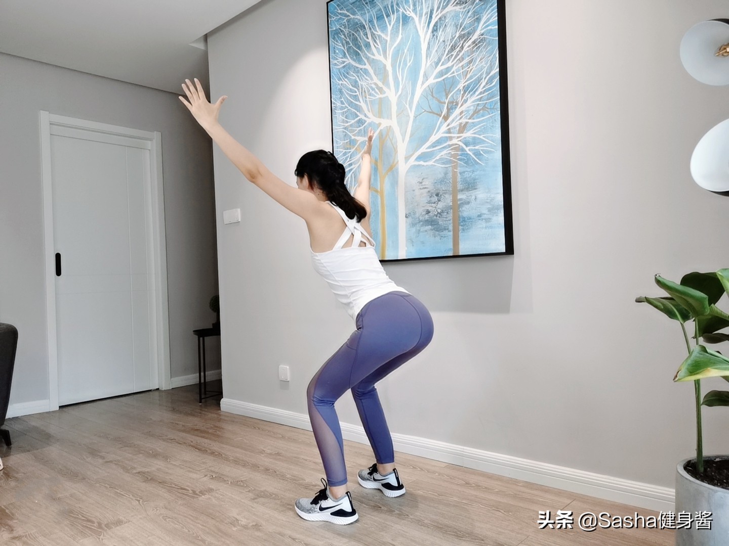 蜜桃臀训练法则，别让你的大腿肉耽误了好身材