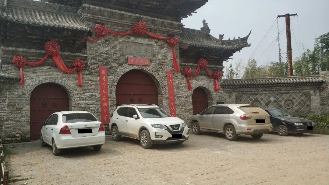 建业足球小镇现在重修状况,建业足球小镇现状