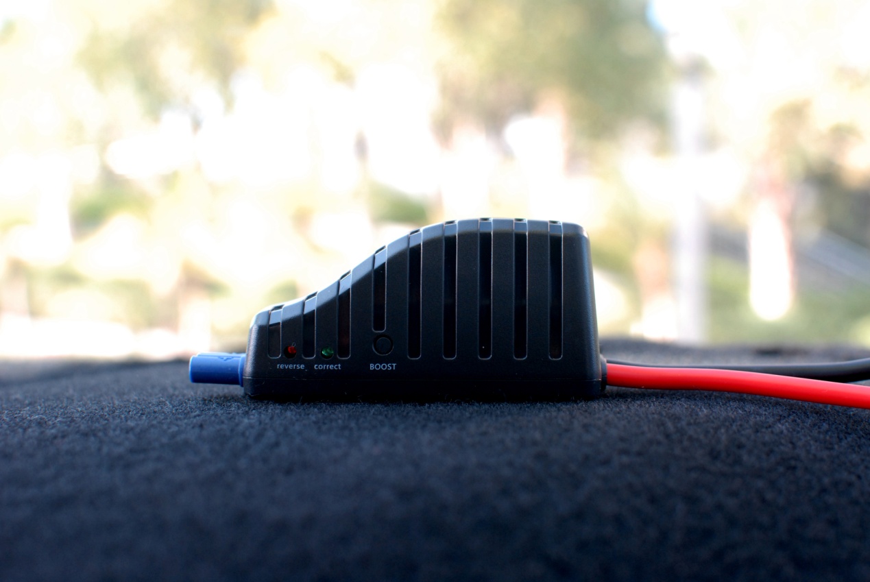 汽车应急启动电源能修复吗,汽车亏电应急启动电源怎么使用