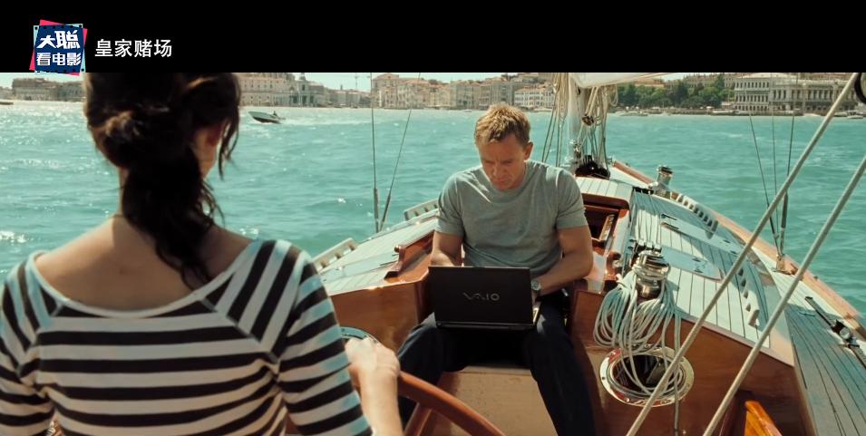 007大战皇家赌场007被上刑打哪里,007皇家赌场邦德受刑镜头分析