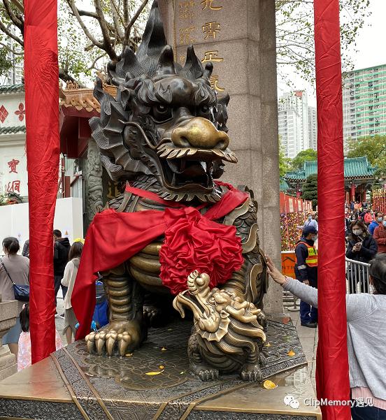 边走边拍|疫情中的香港黄大仙沙田马场