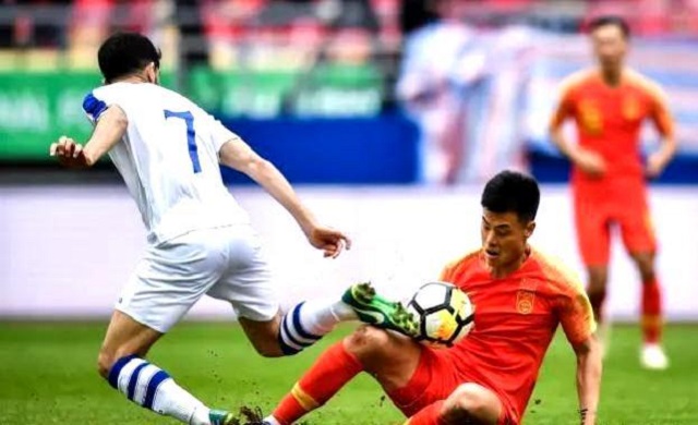 聂卫平喝绝版茅台,聂卫平的孤品茅台世界杯