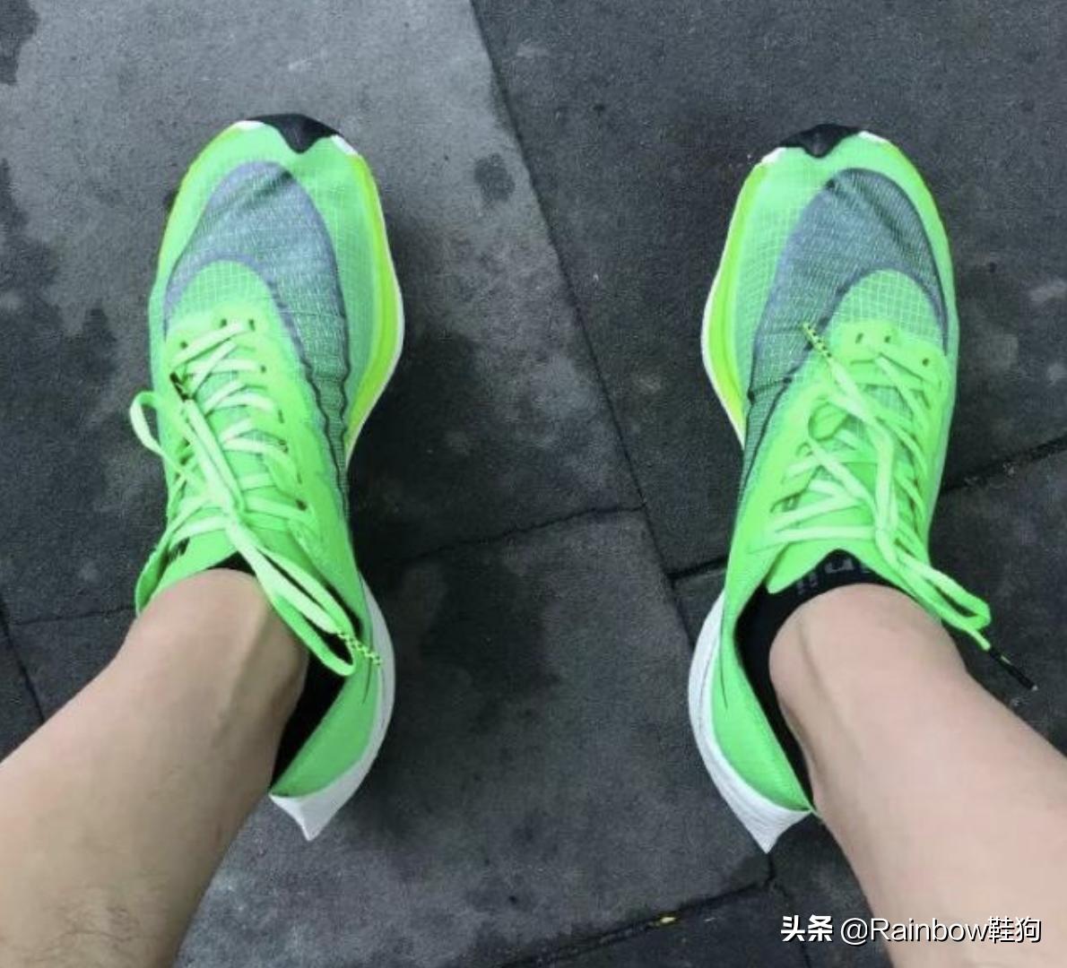 李宁有四个雷的跑鞋,李宁四个雷跑鞋黑科技