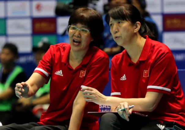 女排强势翻盘,女排上演逆转