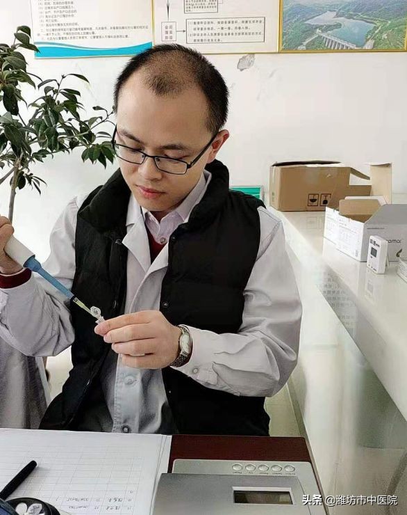 初冬暖行,潍坊最南边的山村,一群白大褂带来“健康大动作”