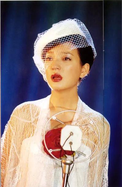 何书桓与依萍关系,何书桓为什么会喜欢依萍