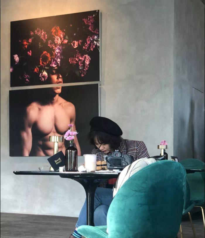 混血肌肉男模被“硬核阿姨”袭胸？她们做了我不敢做的事！